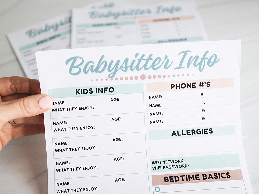 Babysitter Information Printable | Babysitter Information Sheet | Babysitter Information Template | PDF & Canva template both available at MomsPrintables!