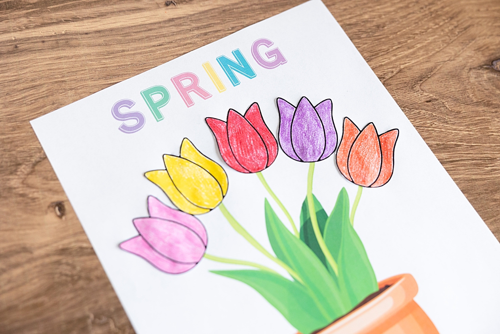 Free Printable Tulip Craft | Tulip Crafts for Kids | Tulip Paper Craft for Kids | Free printable tulip craft for kids free to download and print at Moms Printables!